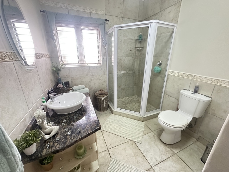 4 Bedroom Property for Sale in Wilderness Central Western Cape